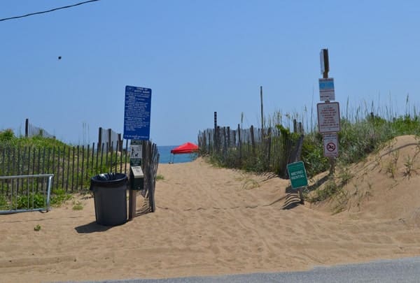 Hawks Street Beach Access - KItty Hawk Beach Guide
